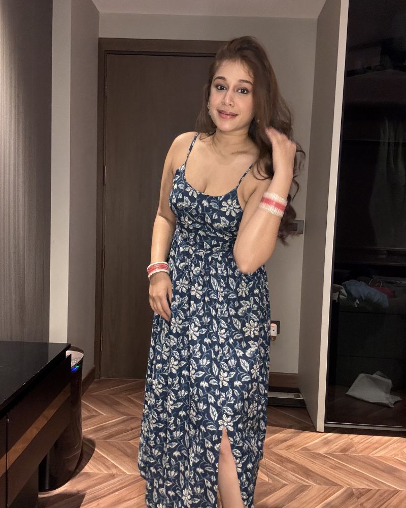BLUE BACKLESS DRESS