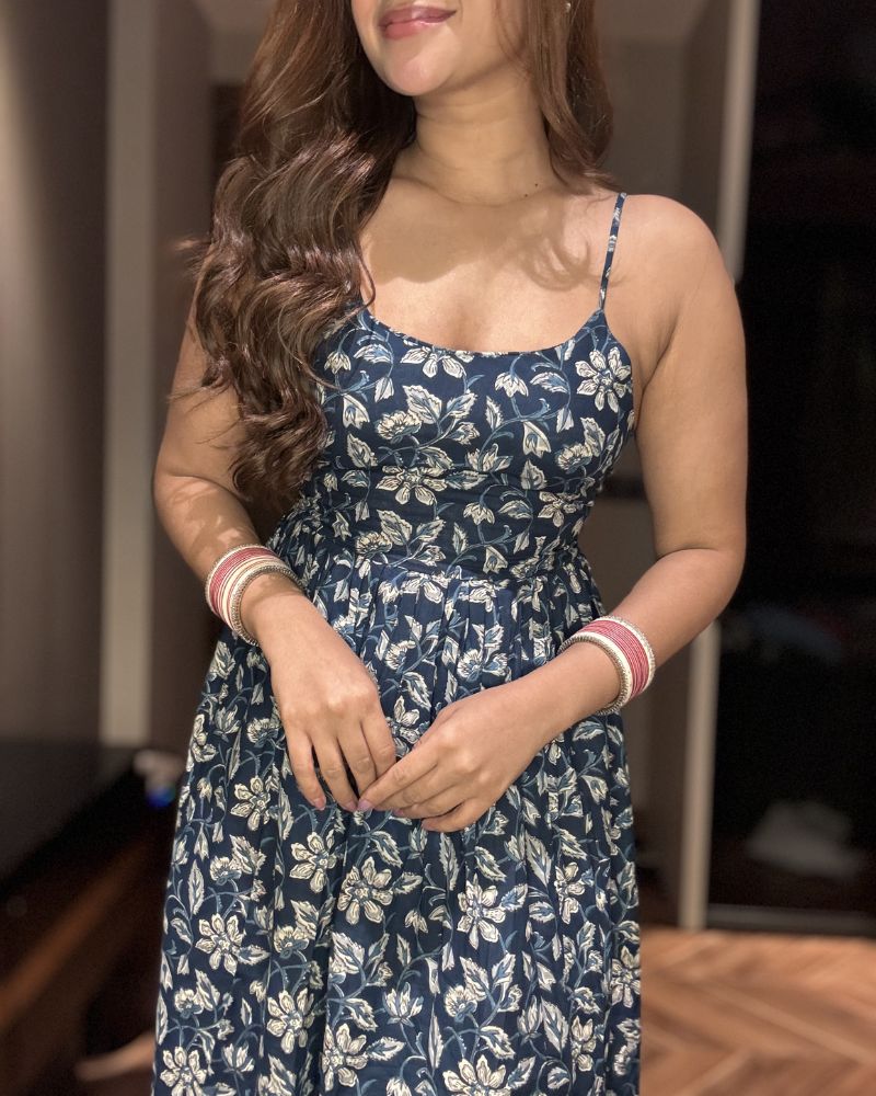 BLUE BACKLESS DRESS