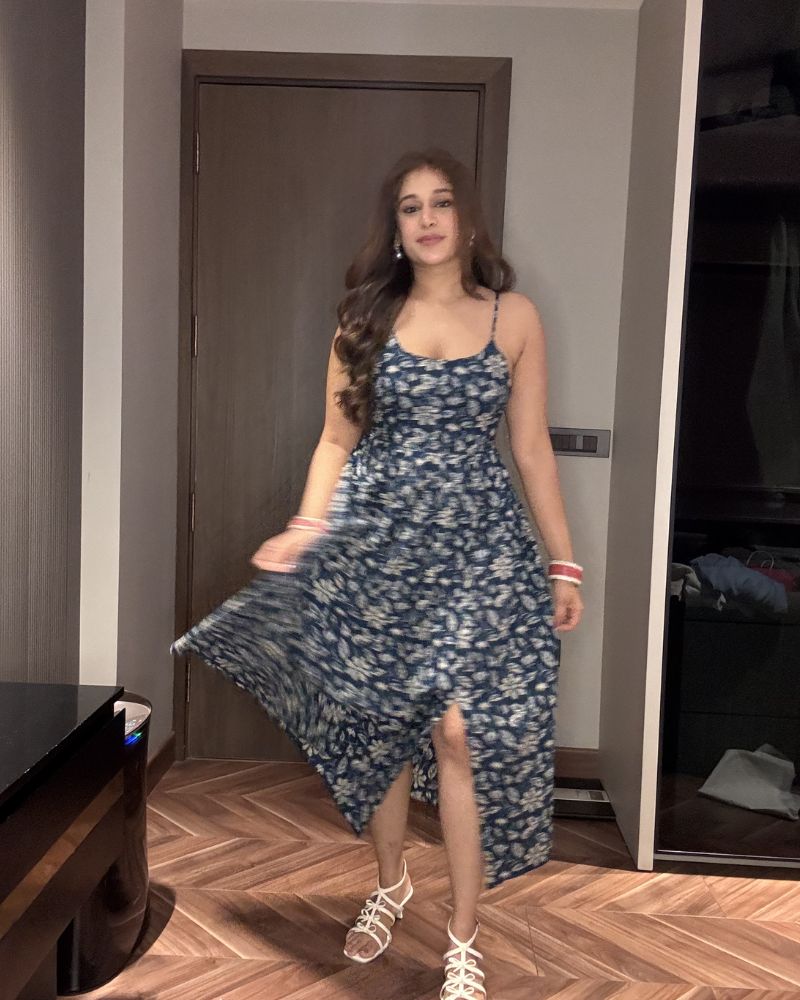 BLUE BACKLESS DRESS
