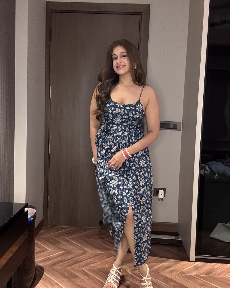 BLUE BACKLESS DRESS