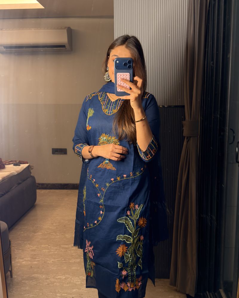 BLUE SUIT WITH FLORAL EMBRDRY