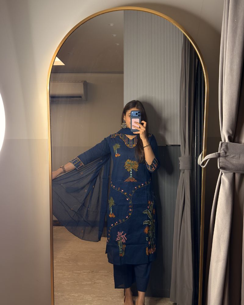 BLUE SUIT WITH FLORAL EMBRDRY
