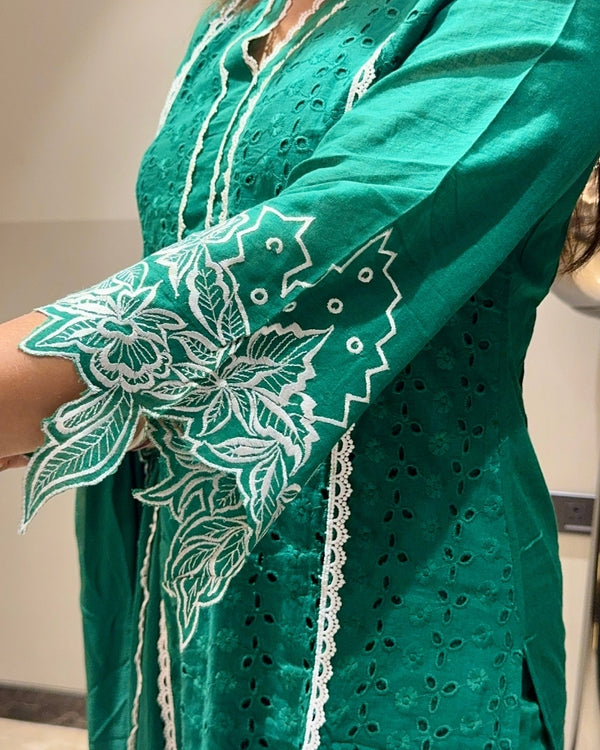 GREEN SCHIFFLI SUIT