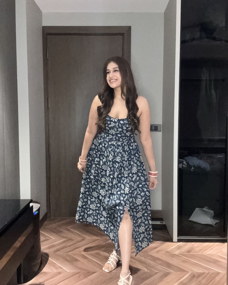 BLUE BACKLESS DRESS