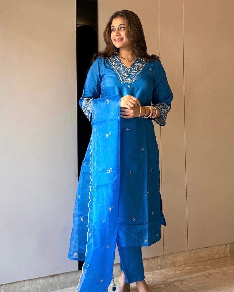 BRIGHT BLUE SUIT SET