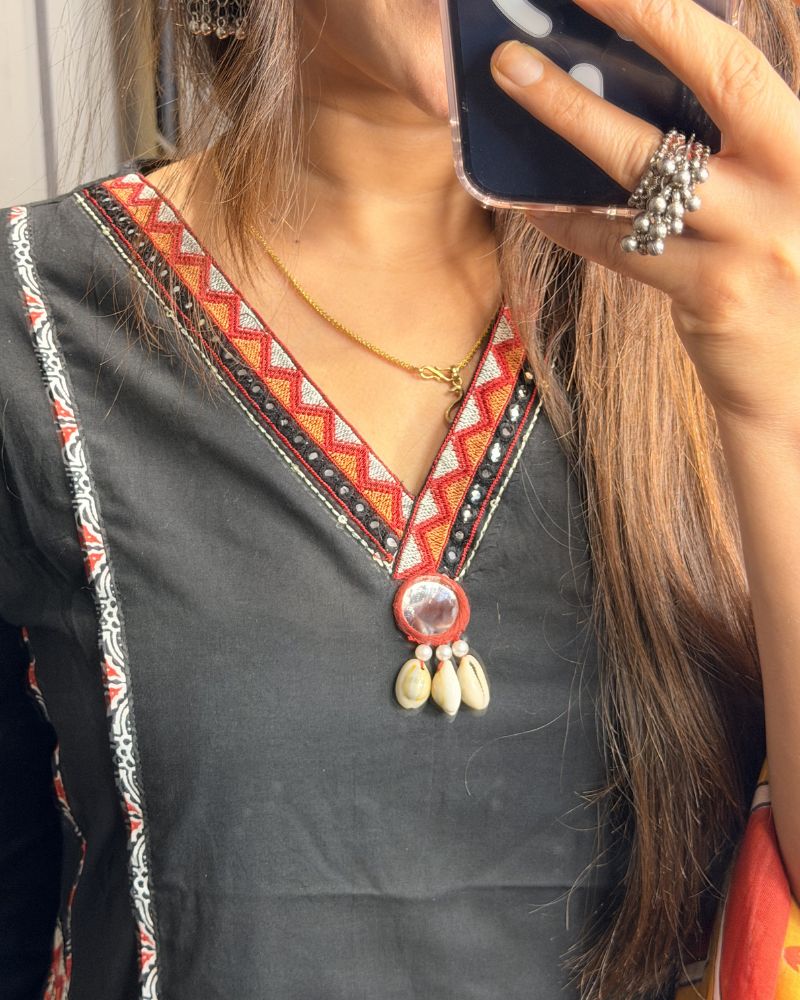 BLACK SUIT WITH RED DUPATTA