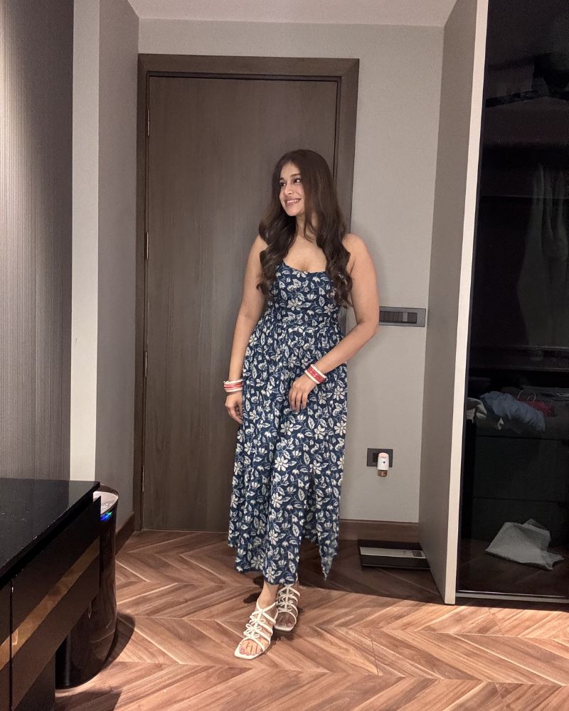 BLUE BACKLESS DRESS
