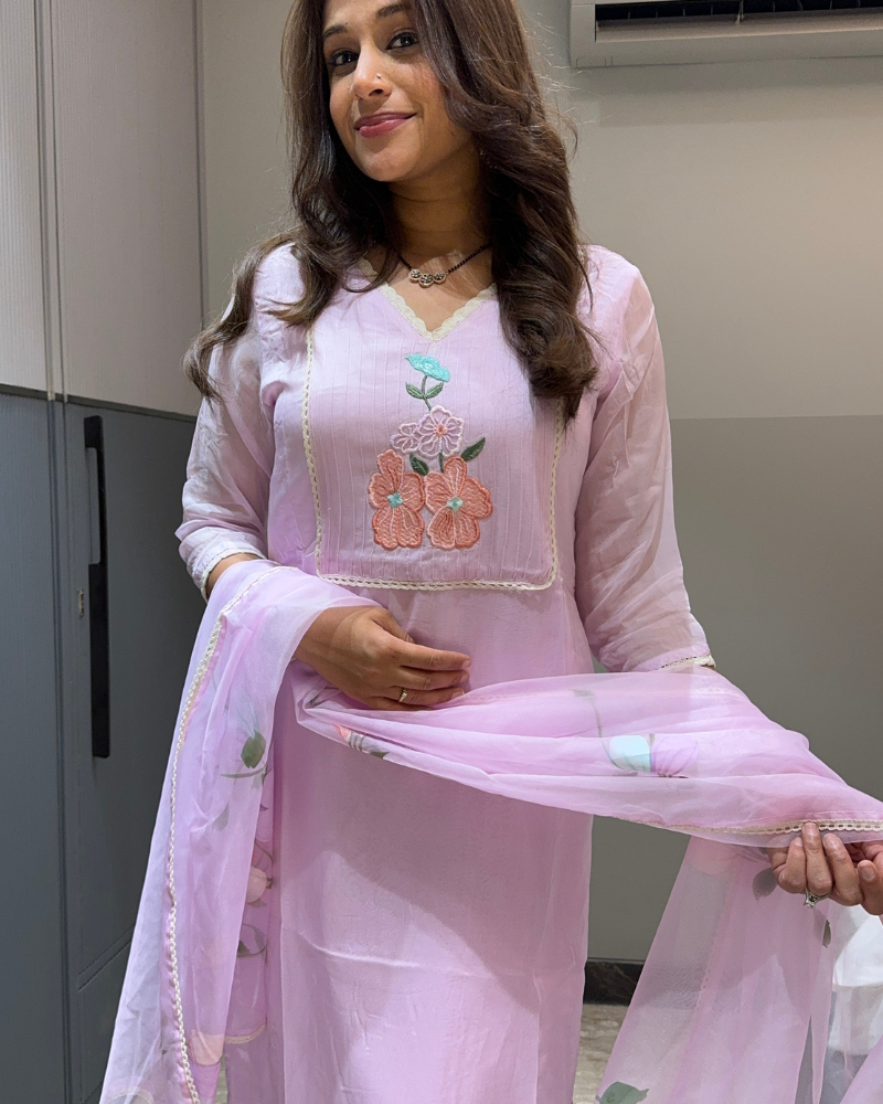 LIGHT PINK SUIT SET