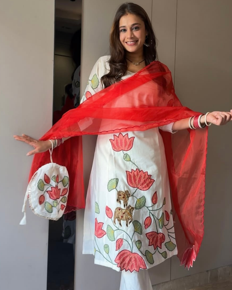 WHITE SUIT WITH POTLI
