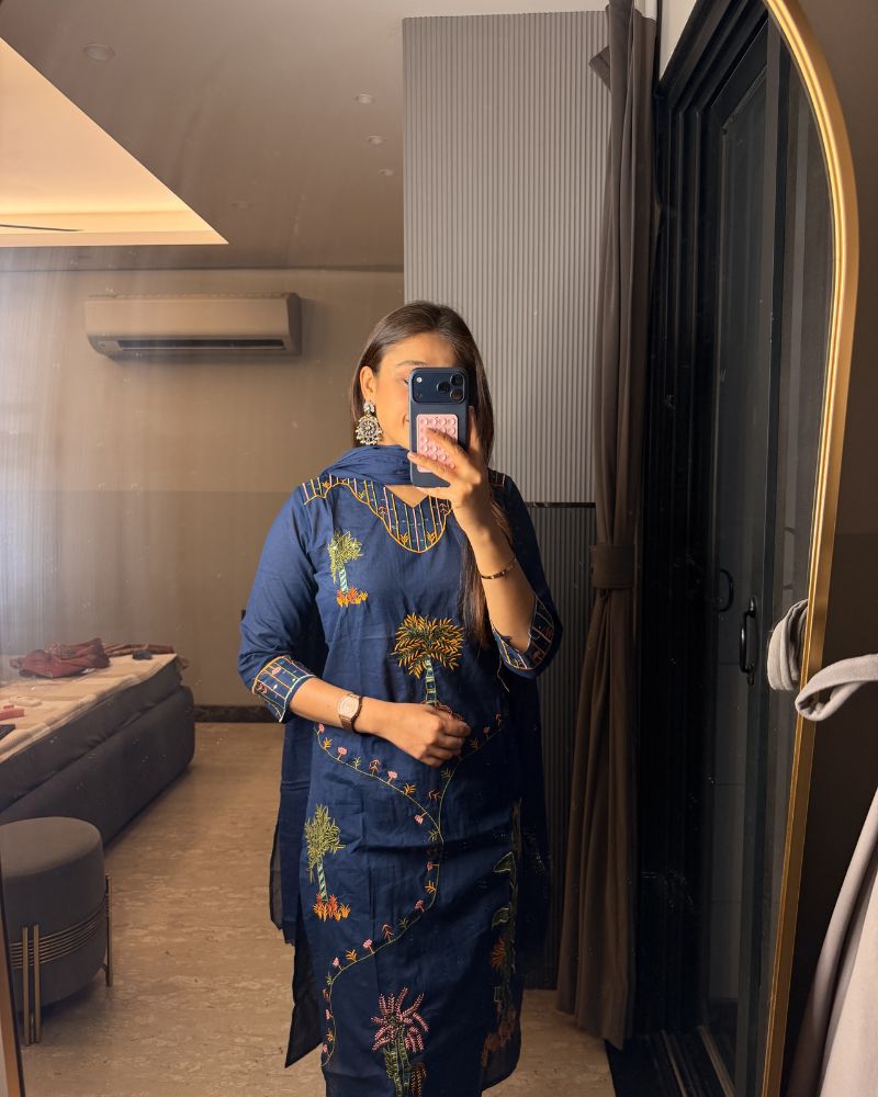 BLUE SUIT WITH FLORAL EMBRDRY