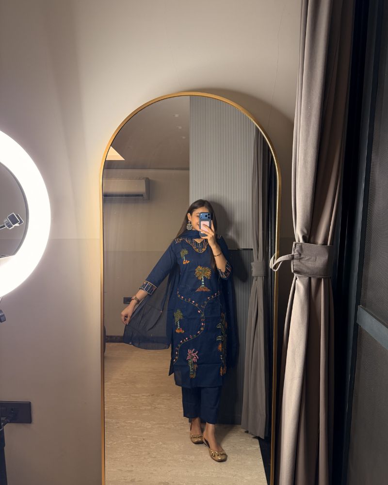BLUE SUIT WITH FLORAL EMBRDRY